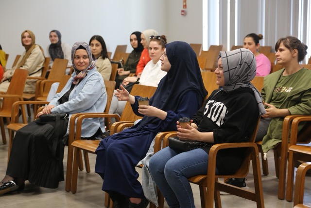 Uzman Psikologdan Etkileşimli Seminer