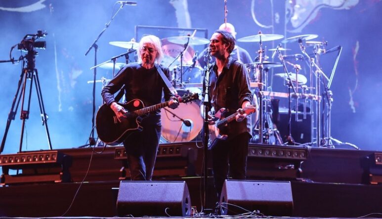 Mor ve Ötesi İstanbul’da Gençler İçin Sahnedeydi