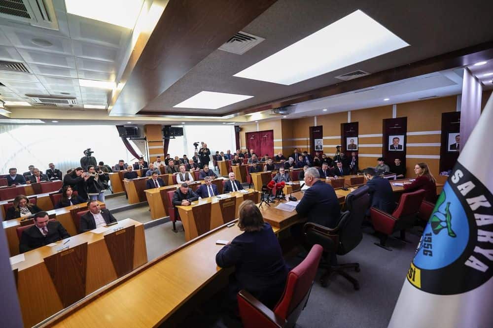 Serdivan Belediye Meclisi Mart Ayı Toplantısında Ramazan Paylaşımları ve Kardeşlik Mesajları Ön Plandaydı