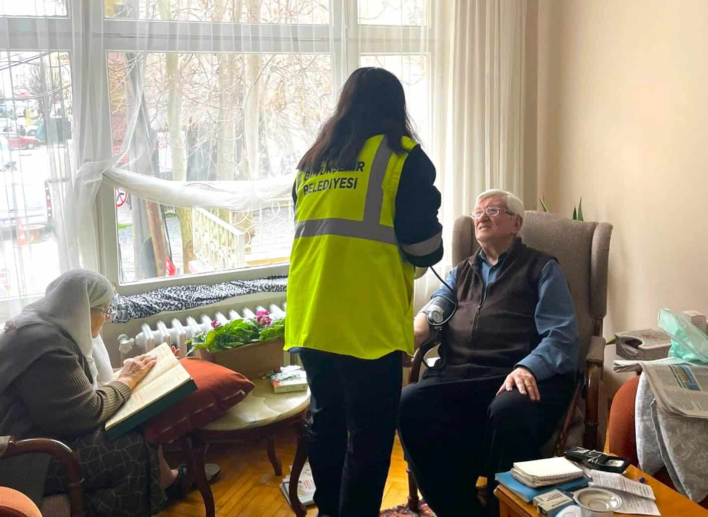 YADEM, Sakarya'nın 16 ilçesinde yaşlılara yıl boyunca sürekli destek sağlıyor