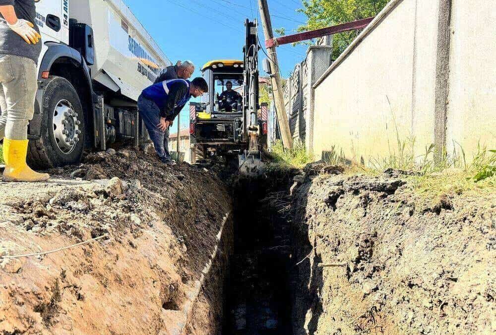 Serdivan Aralık Mahallesi’nde Türkoğlu Caddesi Yağmur Suyu Hattı Yenileme Çalışmaları Mahalle Sakinlerine Nefes Aldıracak