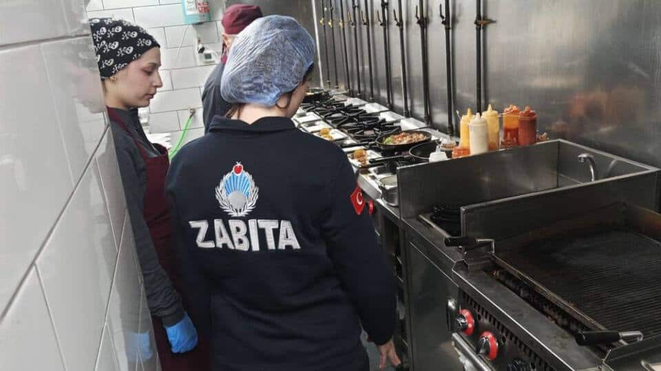 Serdivan’da Fırın ve Marketlerde Gıda Denetimleri İlçe Genelinde Yoğunlaştırıldı