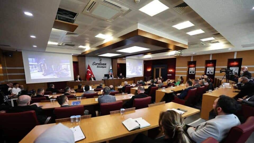 Serdivan Belediyesi'nde İki Yılın Ardından Hizmet ve Vizyon Projeleri Masaya Yatırıldı
