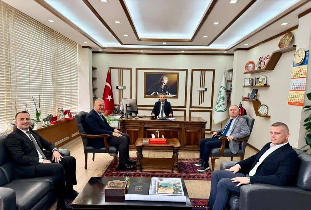 Serdivan’da Aralık, Kazımpaşa ve Kuruçeşme Mahallelerinde DSİ ile İmar Planlarına Yönelik Teknik İş Birliği