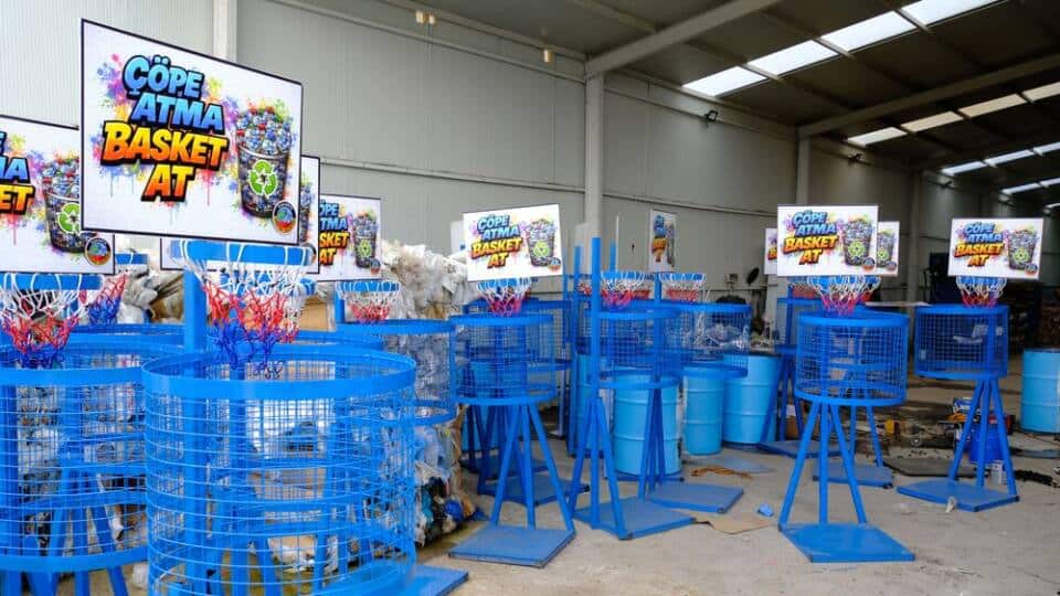 Serdivan’daki 18 Okulda Sıfır Atık Ekipmanlarıyla Geri Dönüşüm Kültürü Destekleniyor