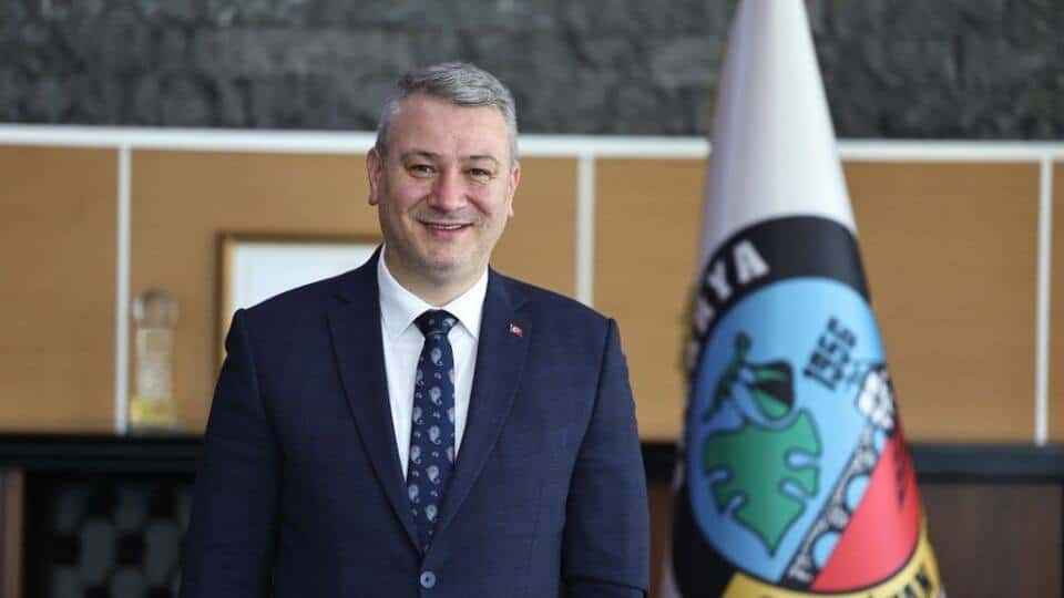 Serdivan’da Başkan Osman Çelik’ten 1 Mayıs’ta Emekçiye Saygı ve Adil Paylaşım Mesajı